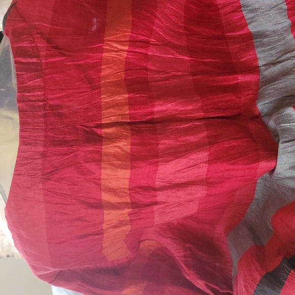 Top - Picture 3 of 10